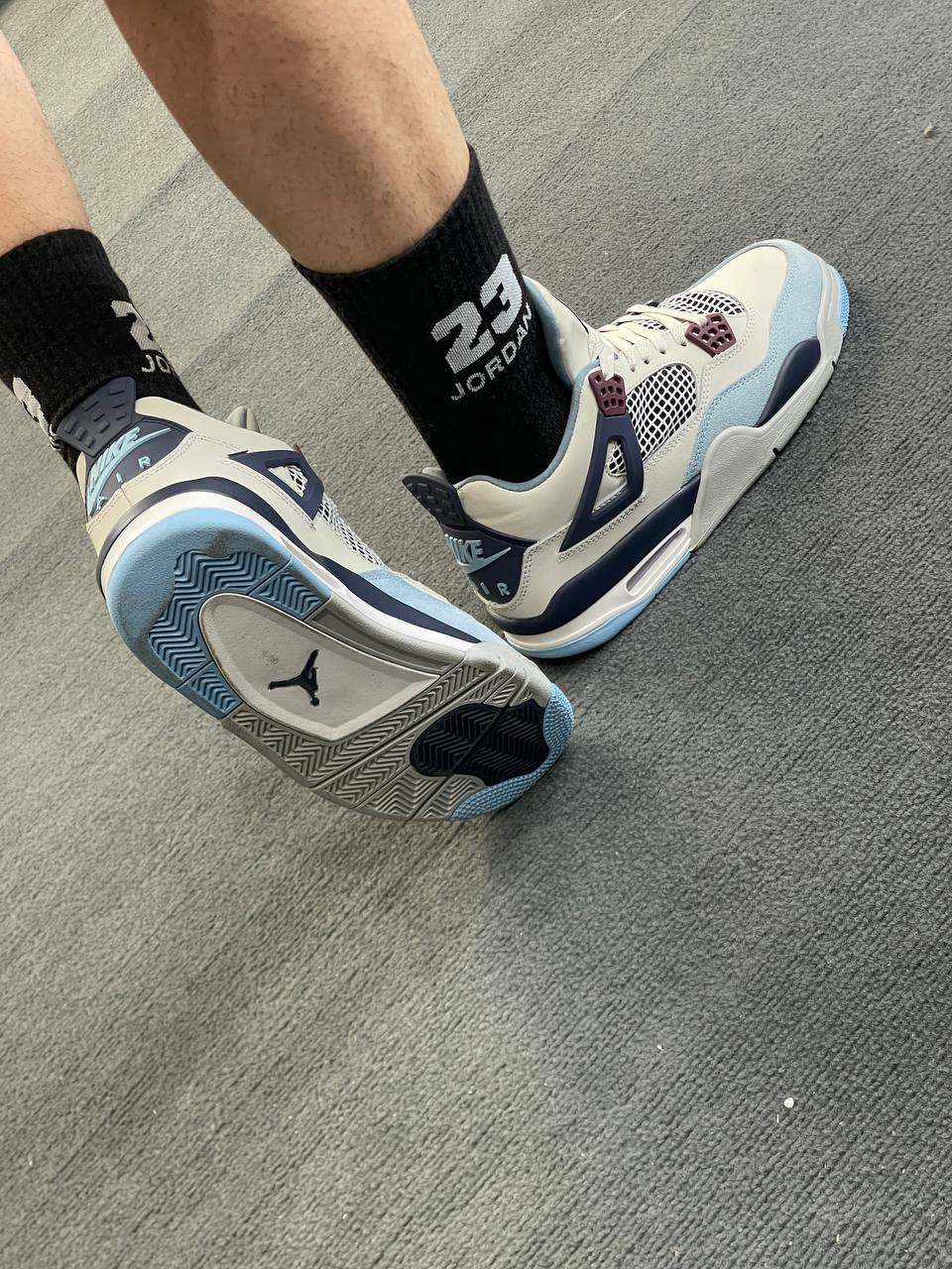 نایک ایر جردن۴(nike air jordan)کوالتی مستر بالاترین کیفیت (بارکد اصالت کالا)