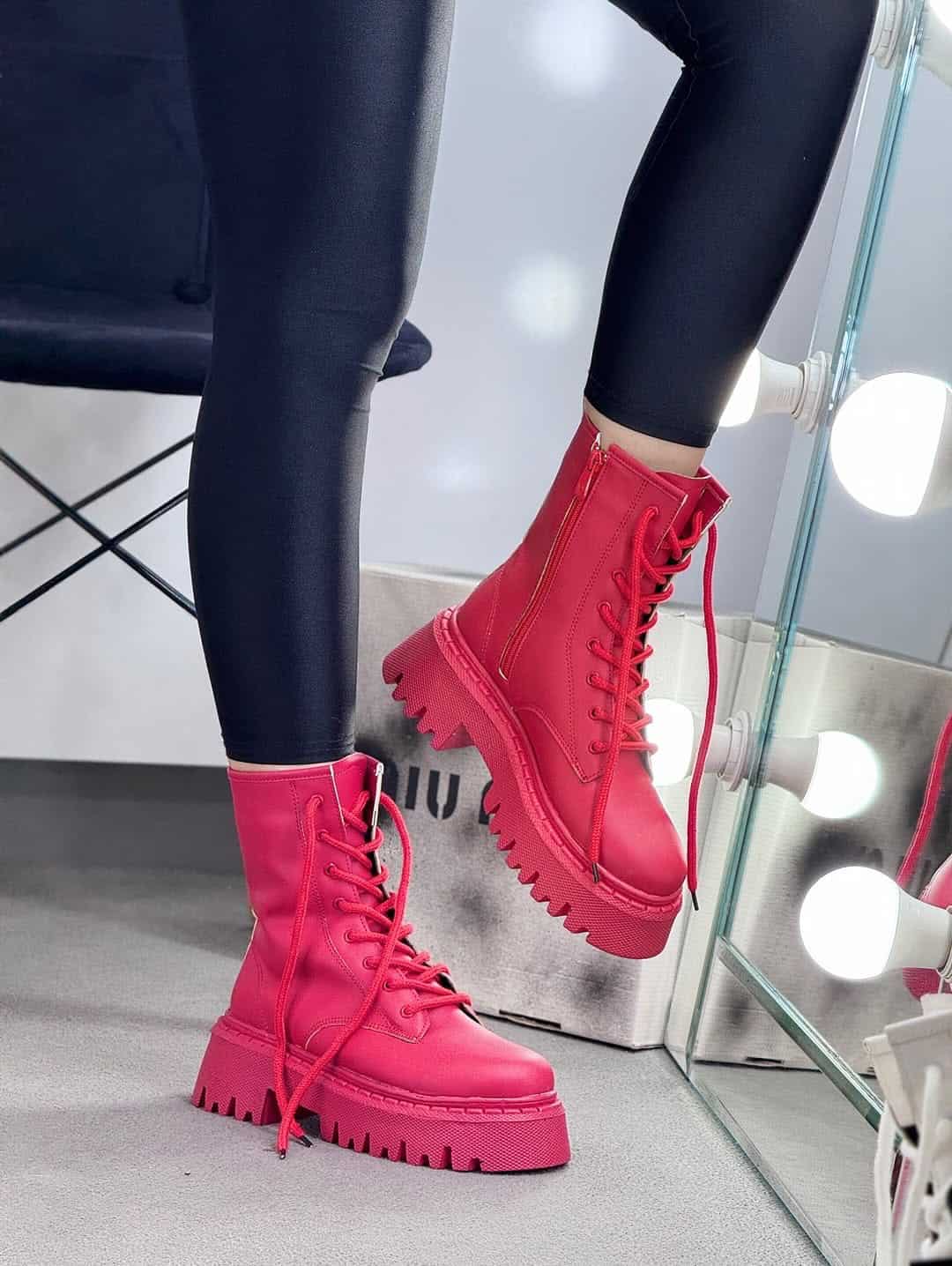بوت های رنگی رنگی🥰✨
